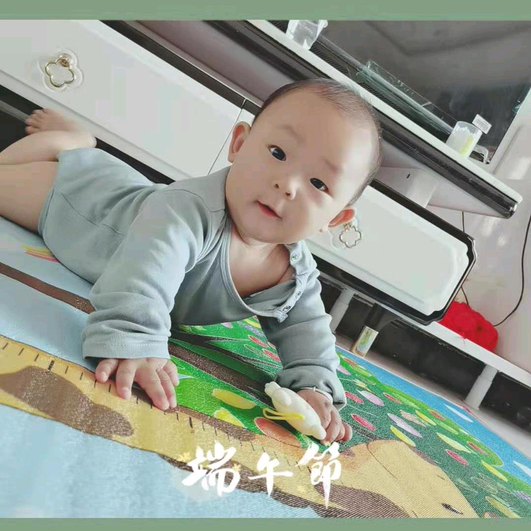 赵小哥爱唱歌，
