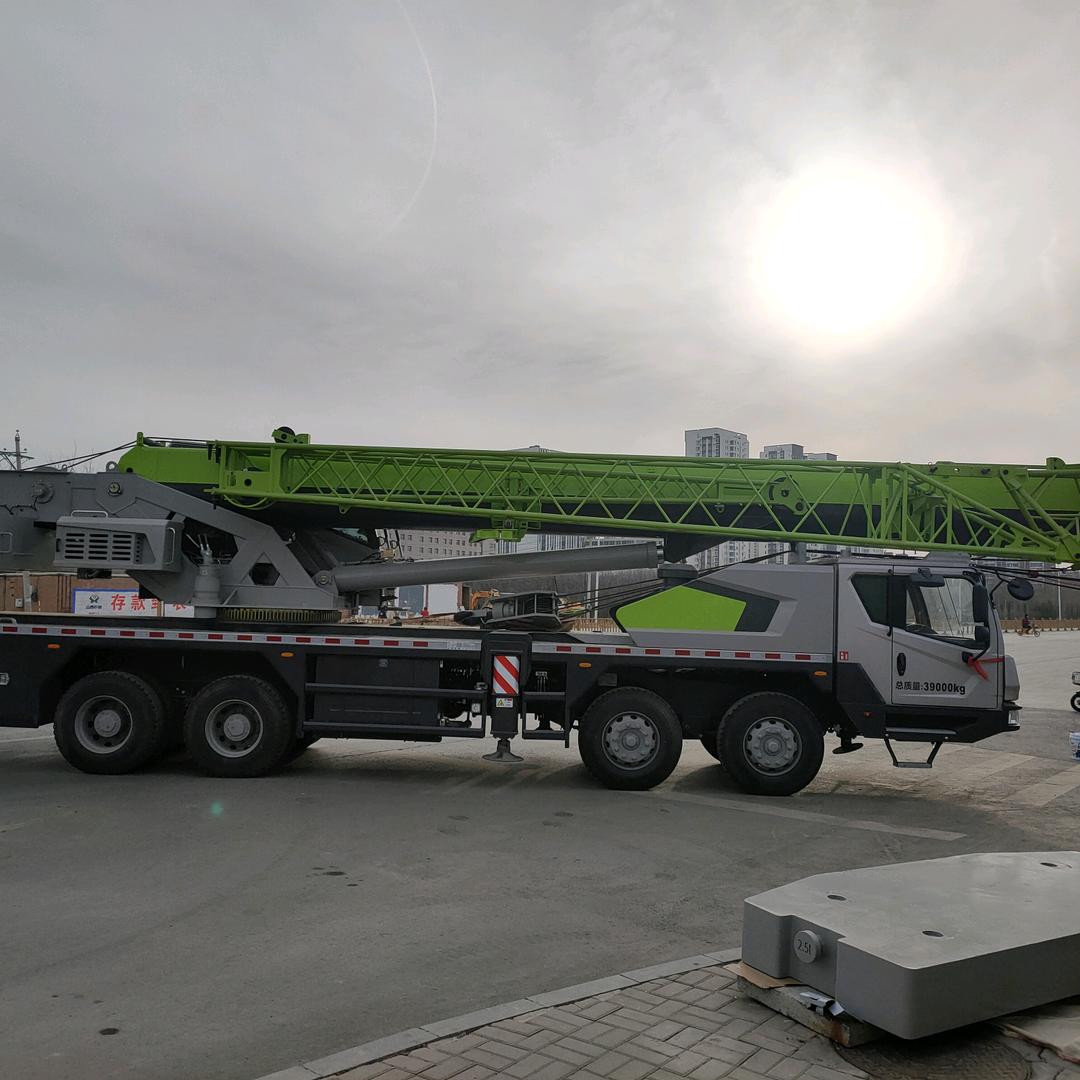 阳光吊车
