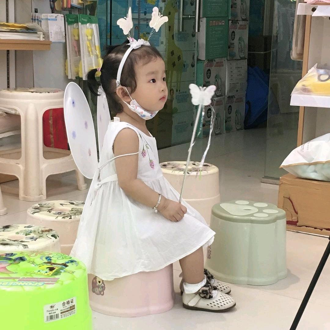 小鹿乱撞(ಡωಡ)