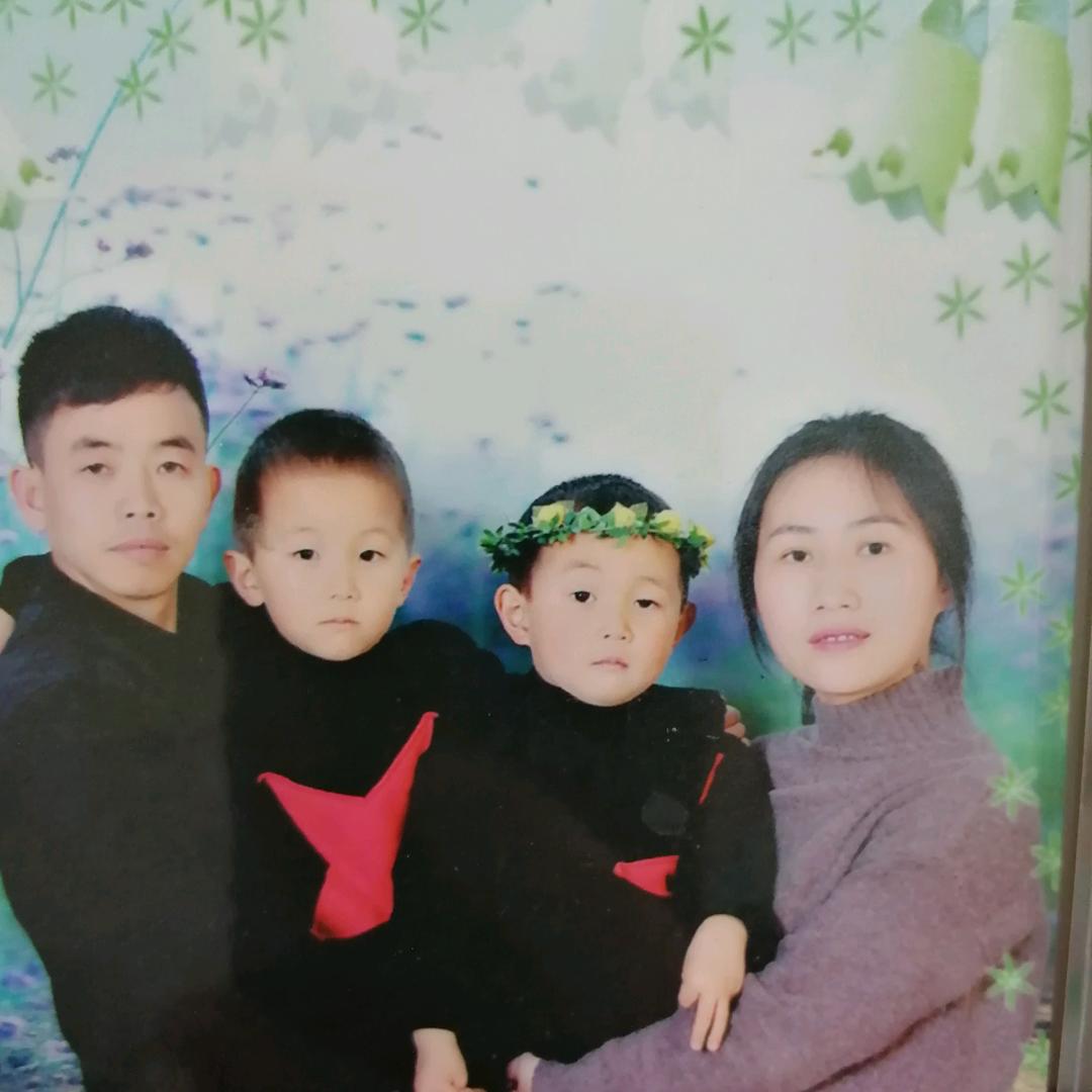 馨怡二手车   阿清（枧）