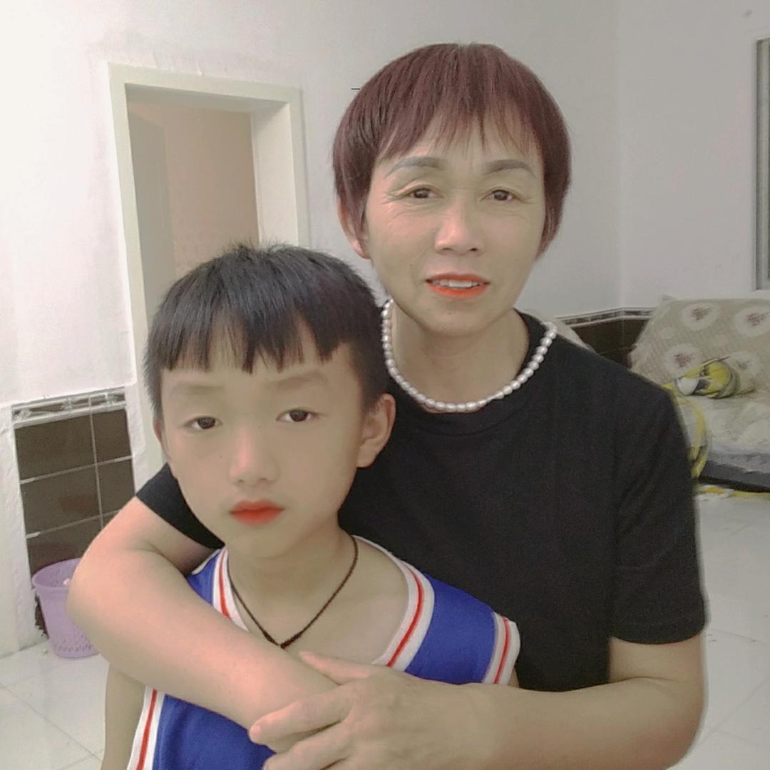微笑不失礼貌