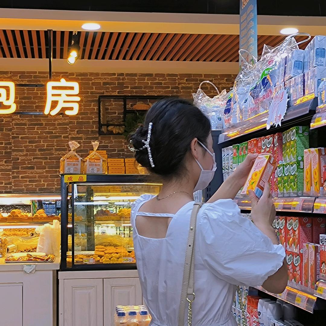小燕