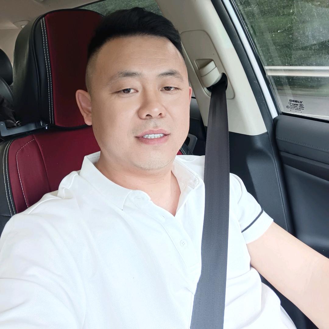 玉龙鞋灯厂