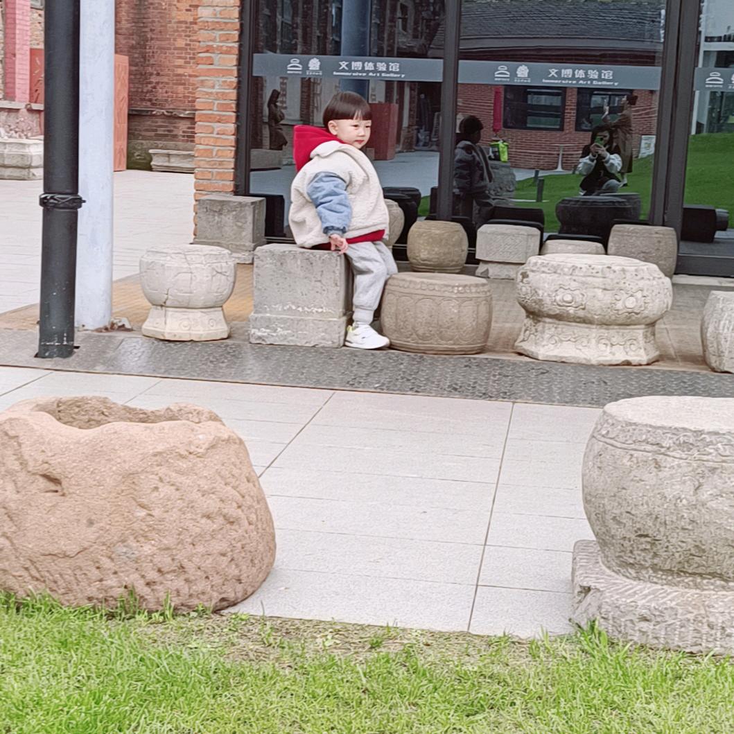 薄壁 「 吉萌母婴生活馆」