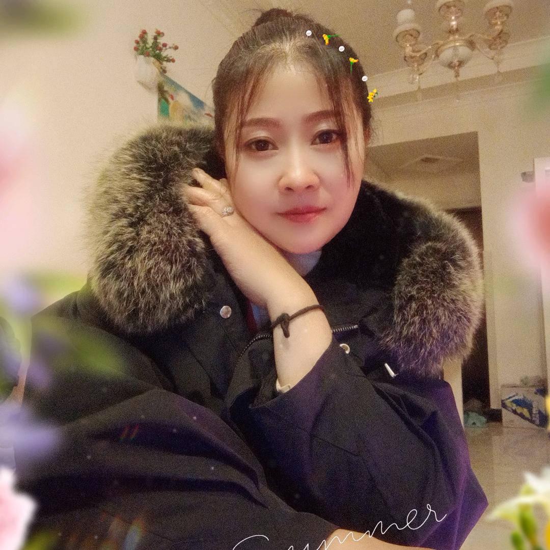 卖菜小姐姐