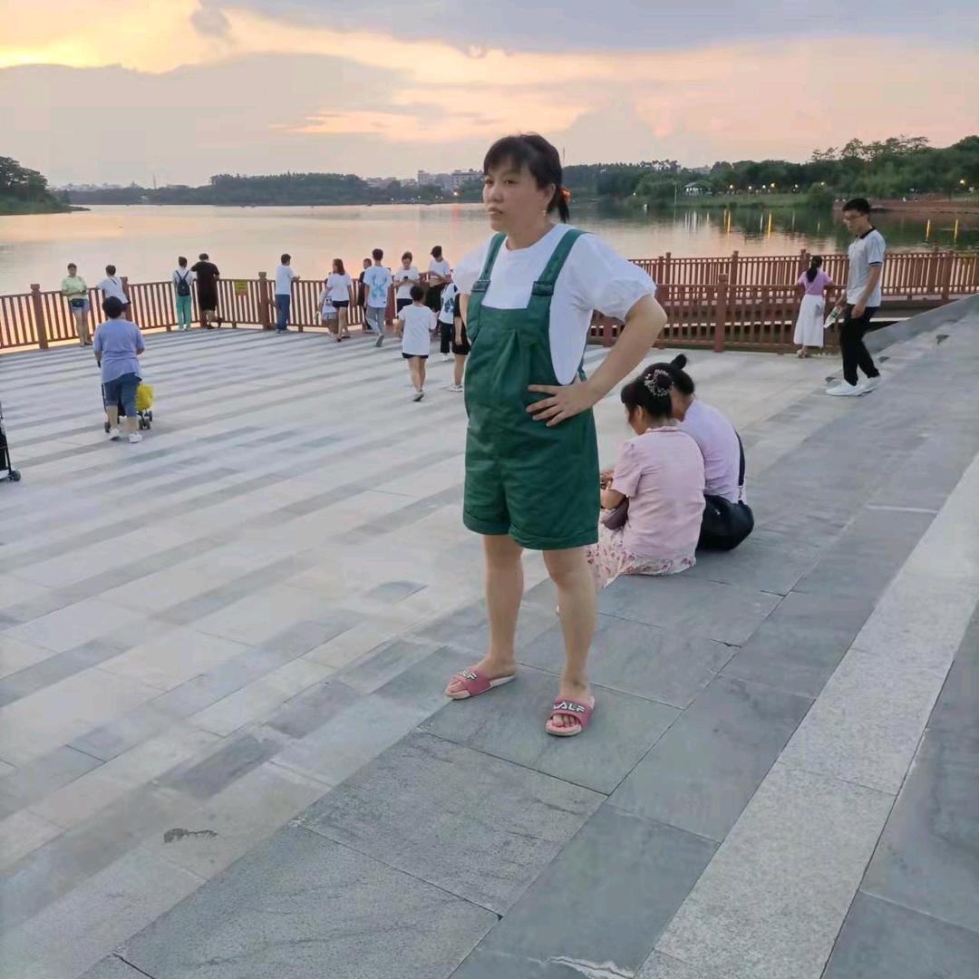人生何处不相逢