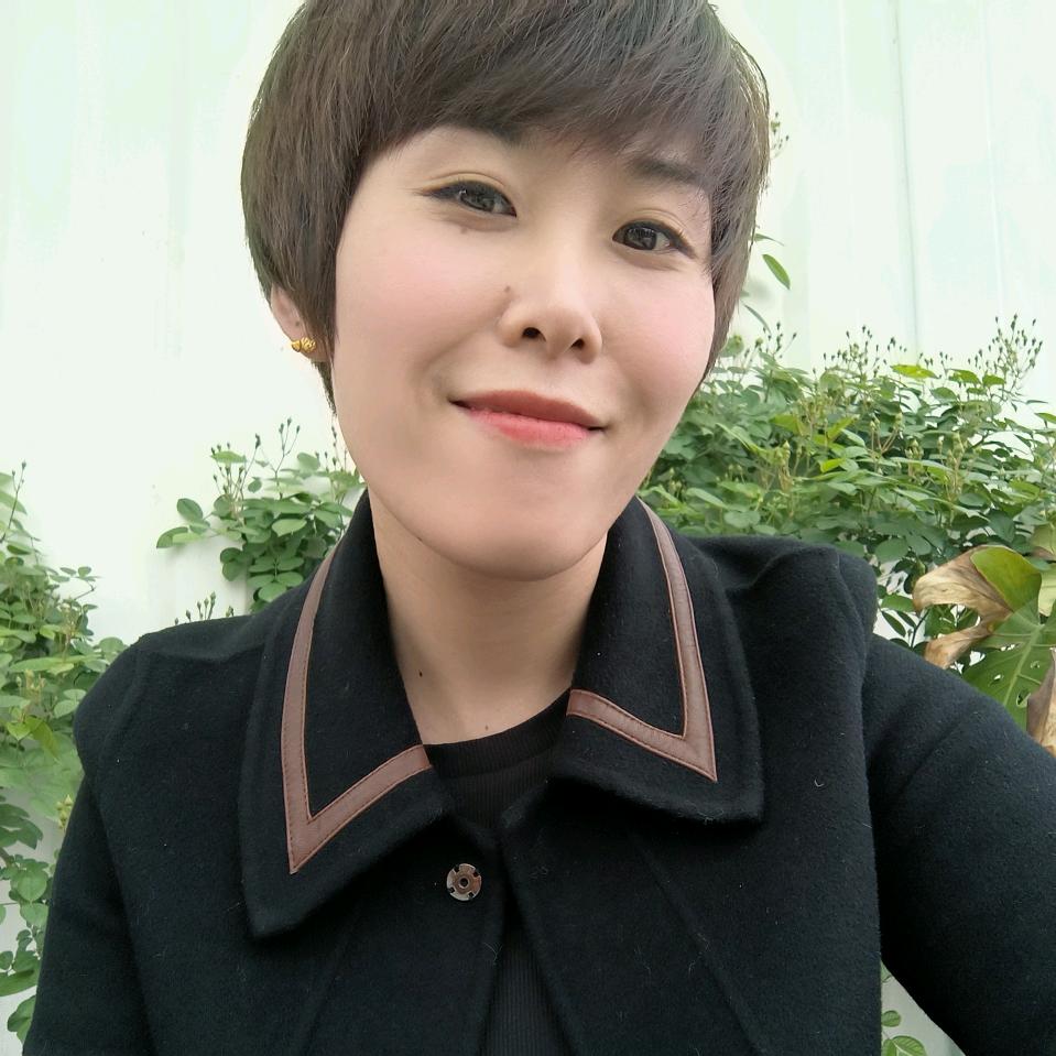谭..