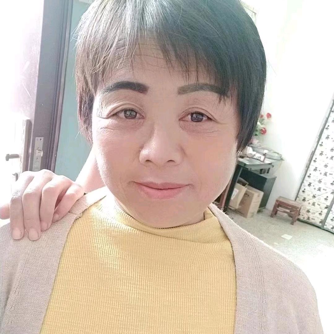 农村荣姐（早五点半开播）