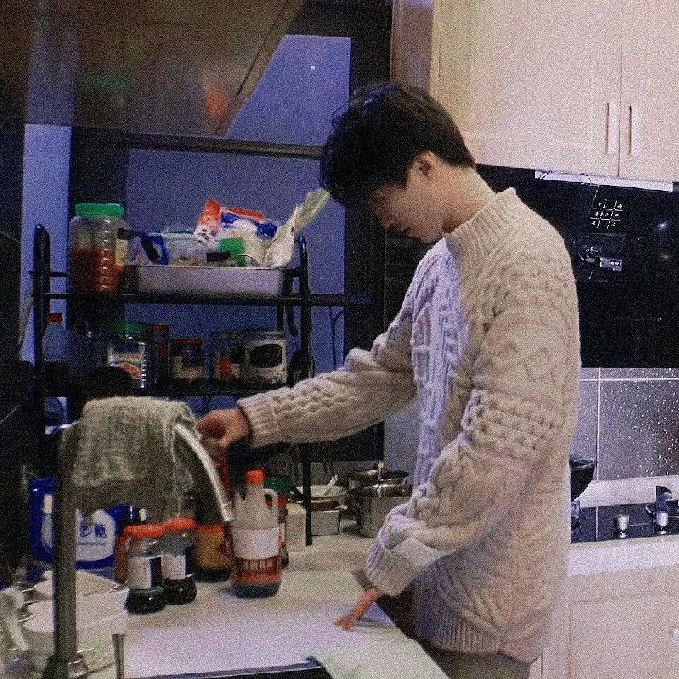 保庆凯的向日葵🌻（jiucai）
