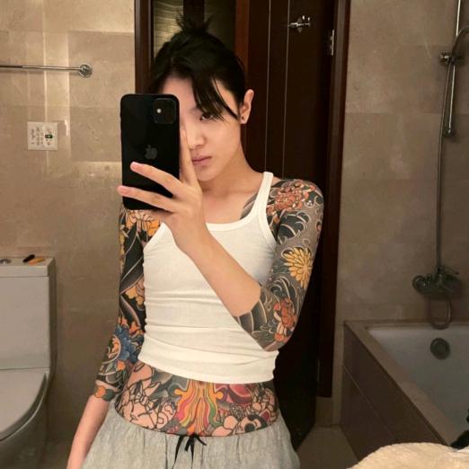 求大哥别恶心我