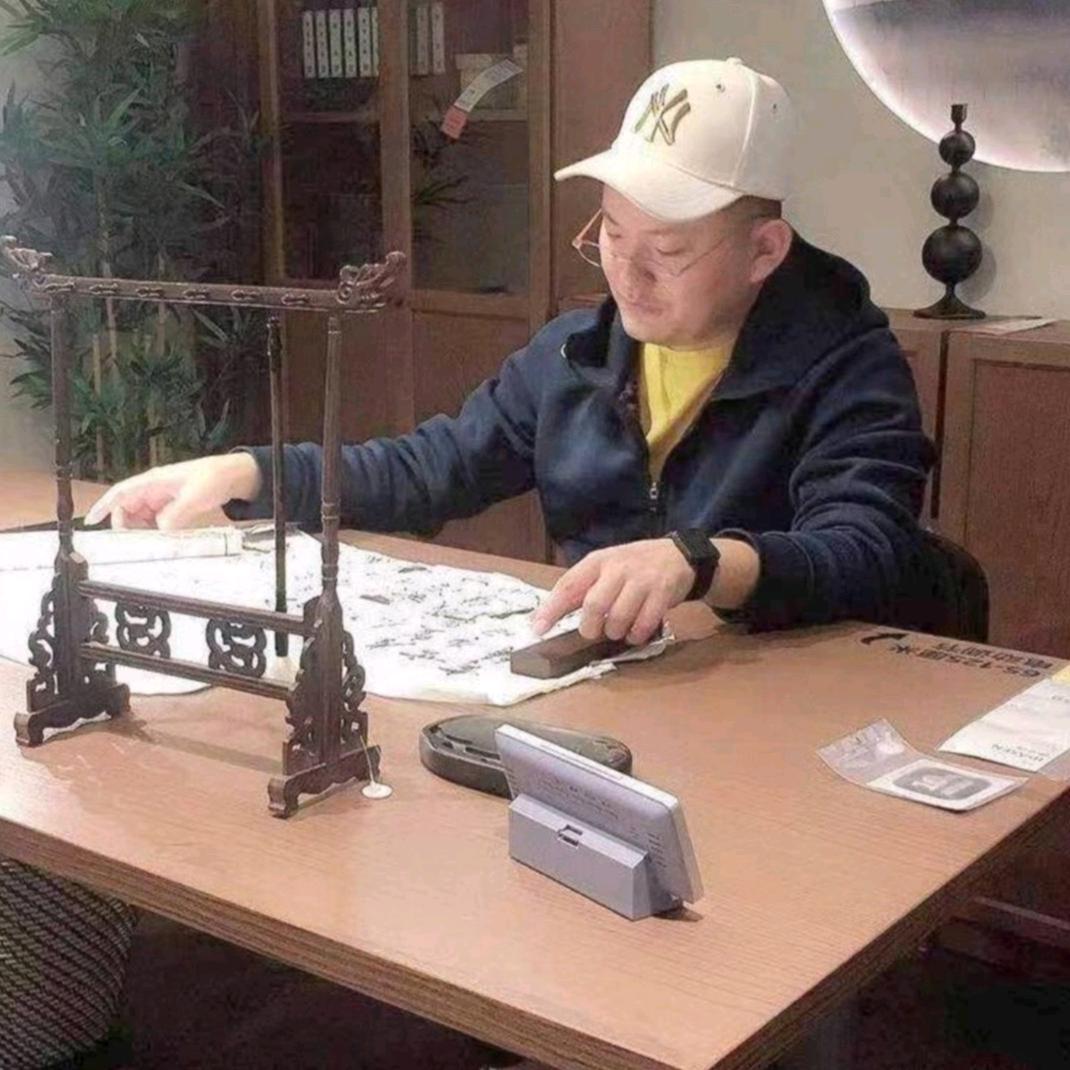 @𝐶𝑙𝑜𝑢𝑑𝑒☁️刘先生