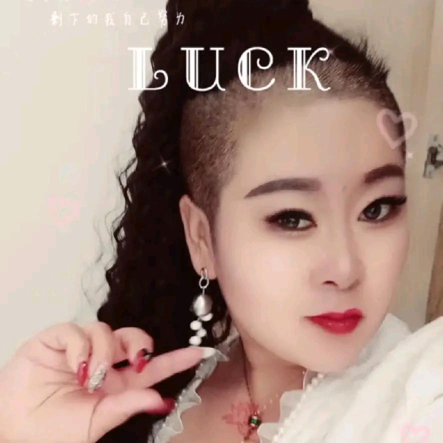 卖服装的世界夫人韩姐姐