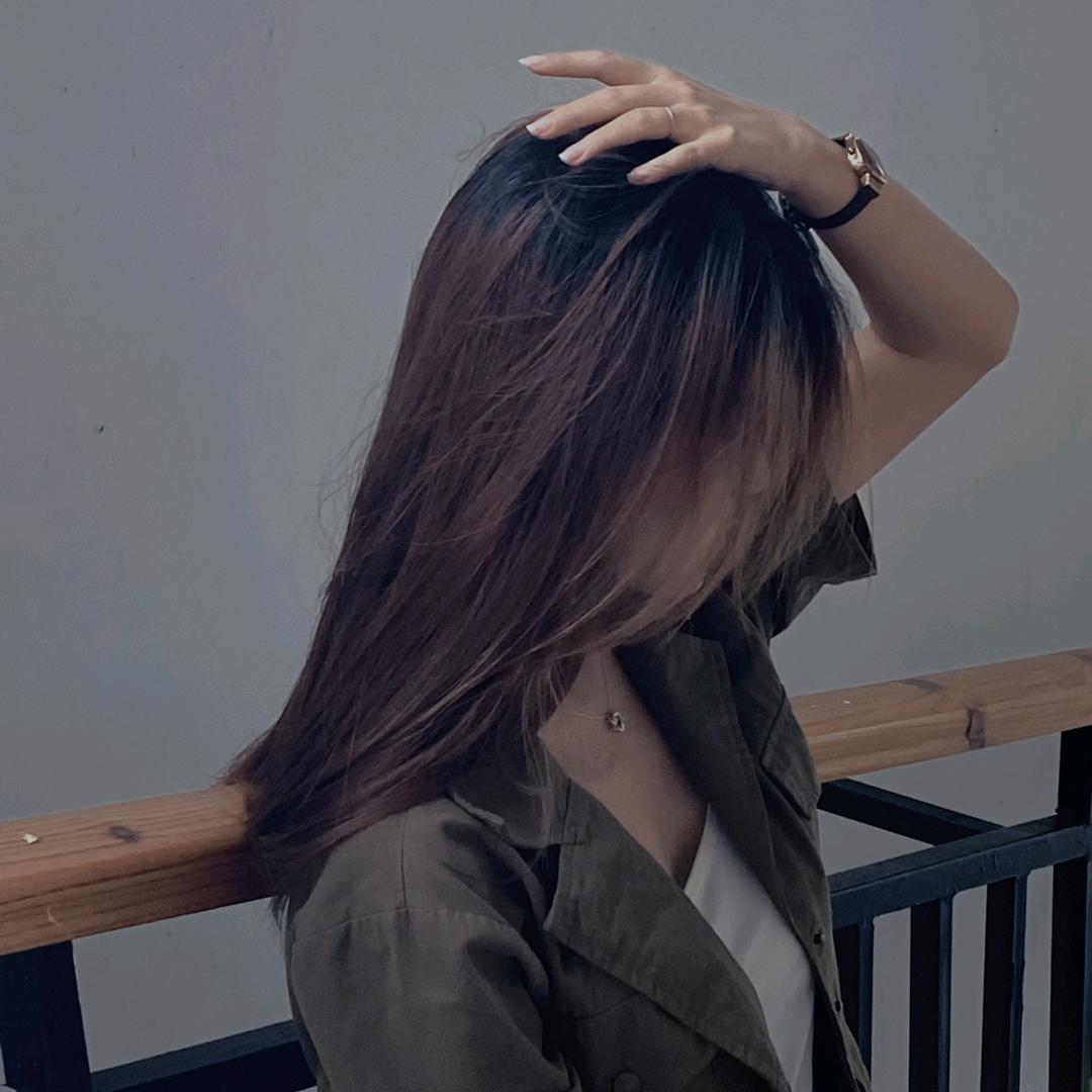 Ywang.