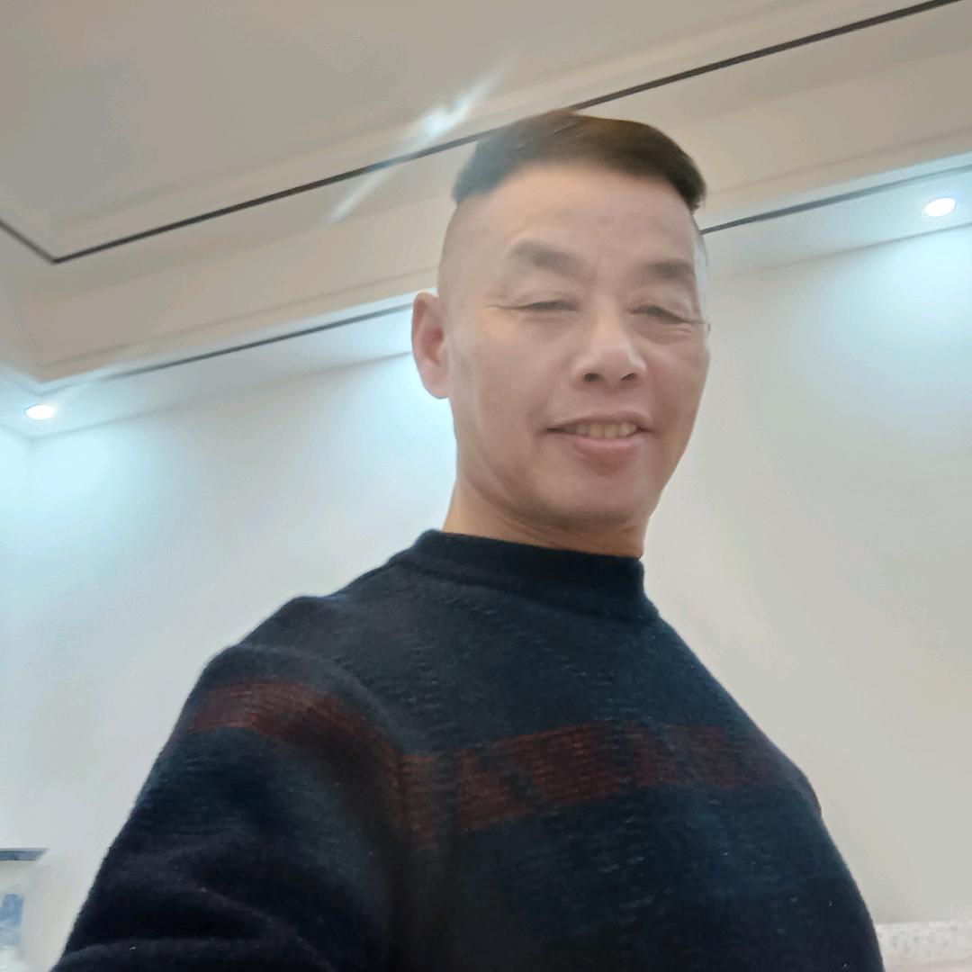 春哥，人老圈子小，钱米好难找？能给点吃的