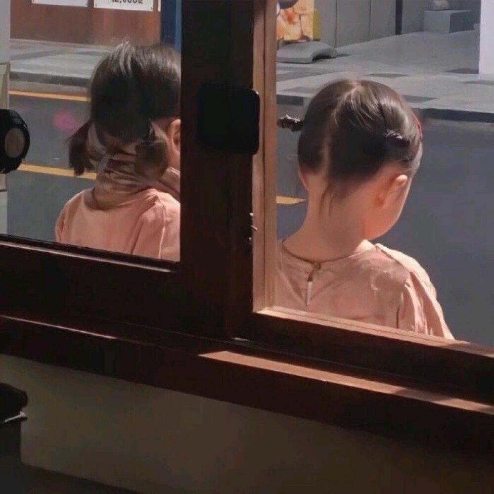 陪我看月亮嘛