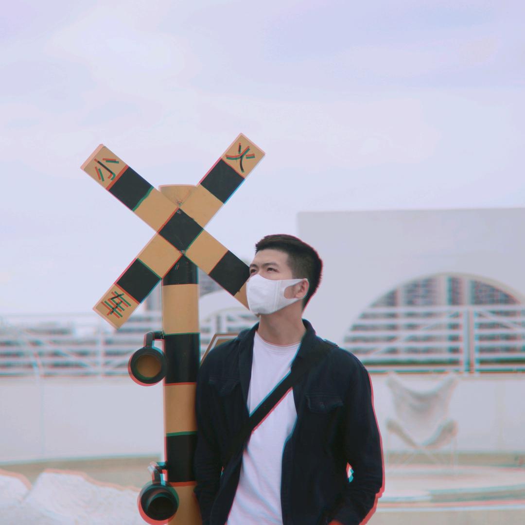 小新丶