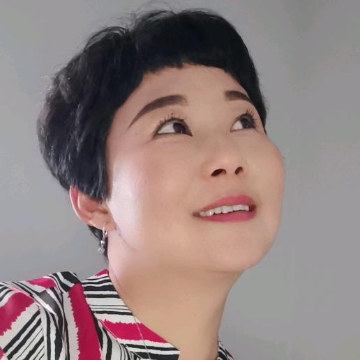 周明霞