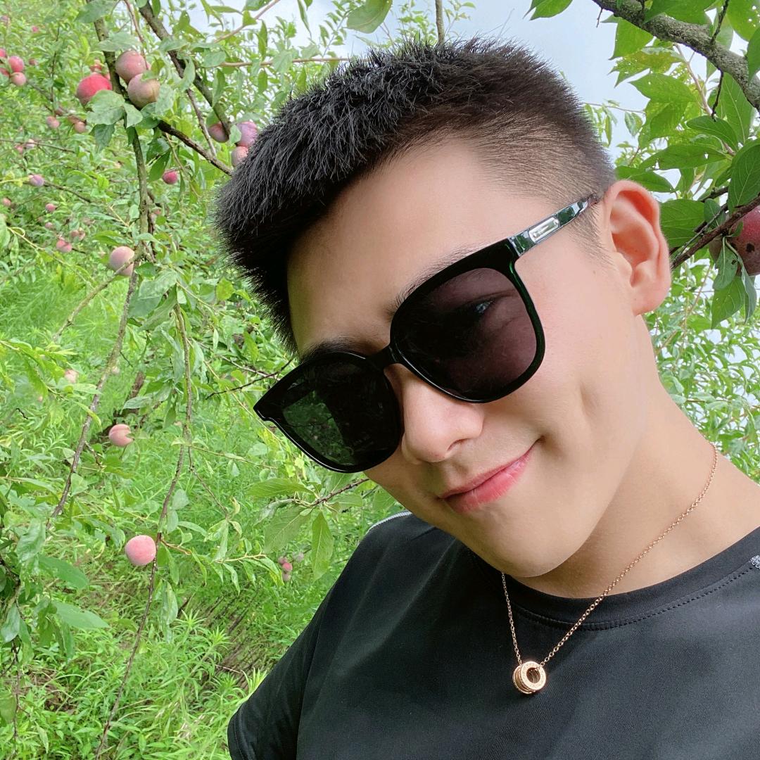 🖤Henry