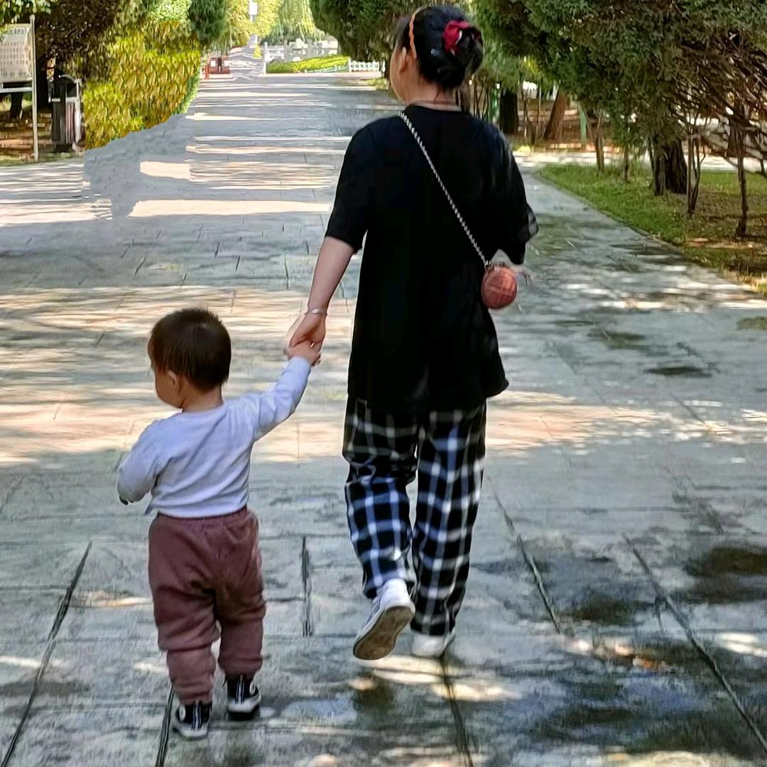 杨诚