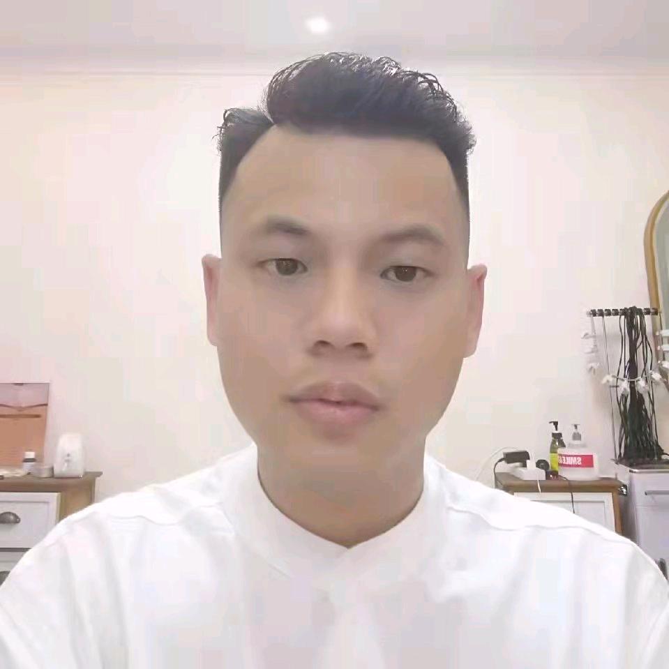来这躲雨
