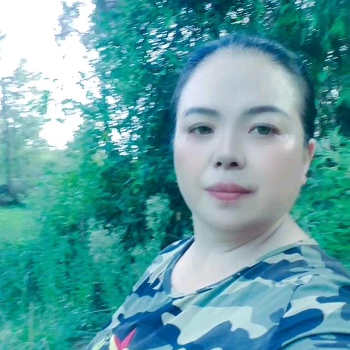 丛蓉