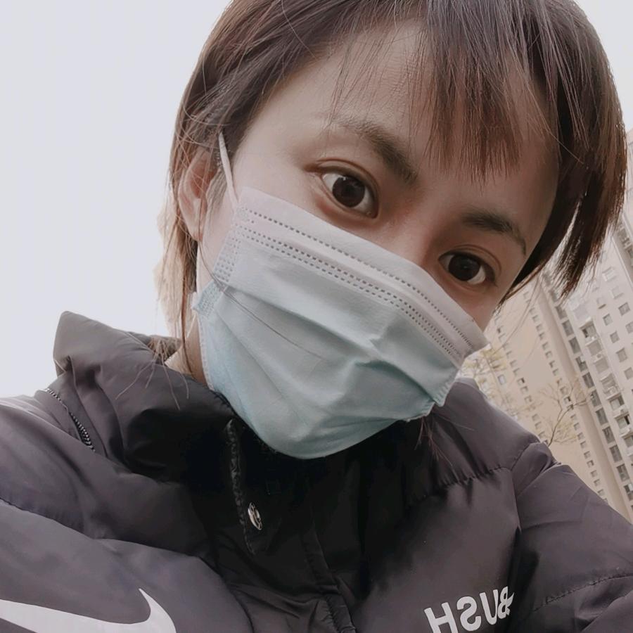 陈 敏