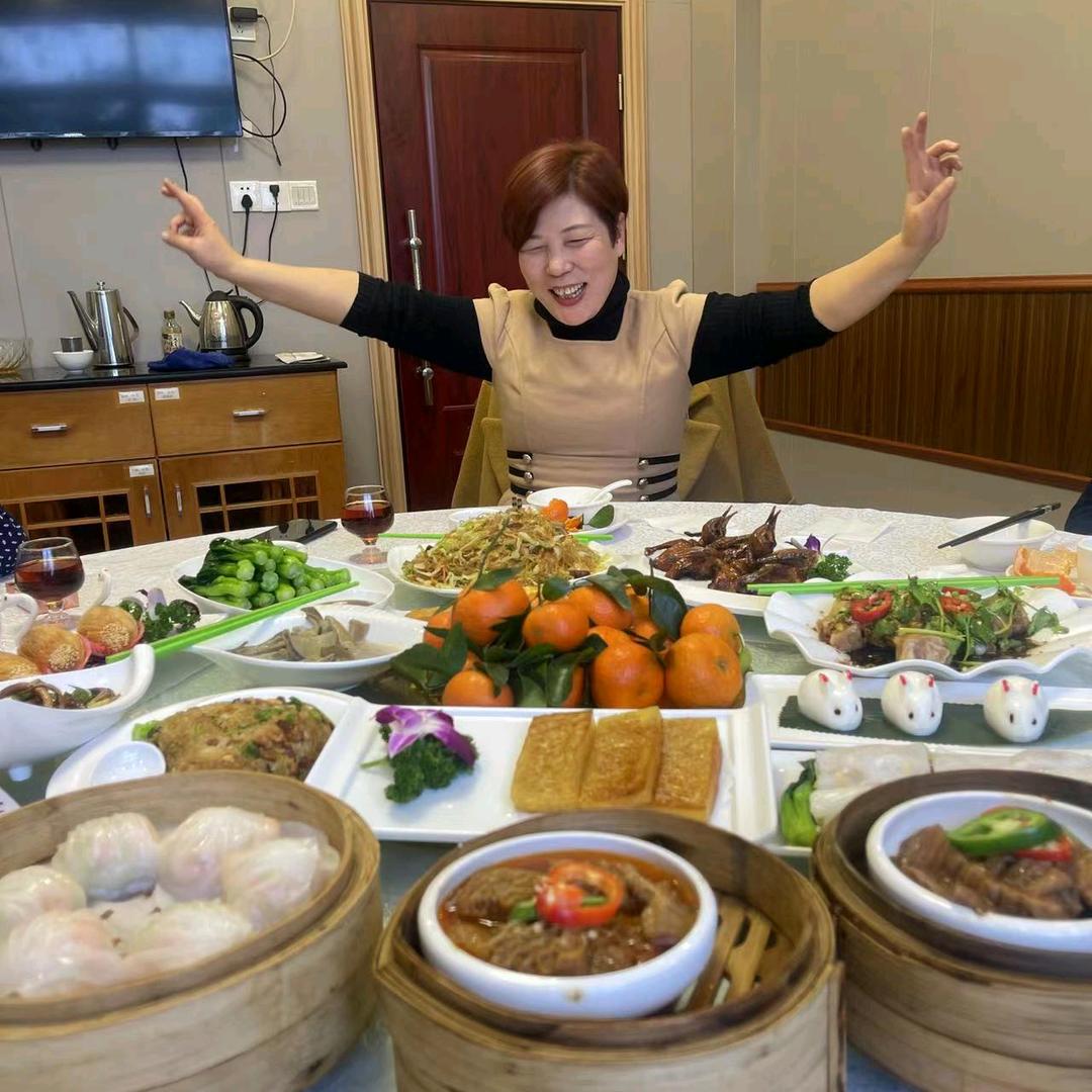 怎么开心怎么活👌✌