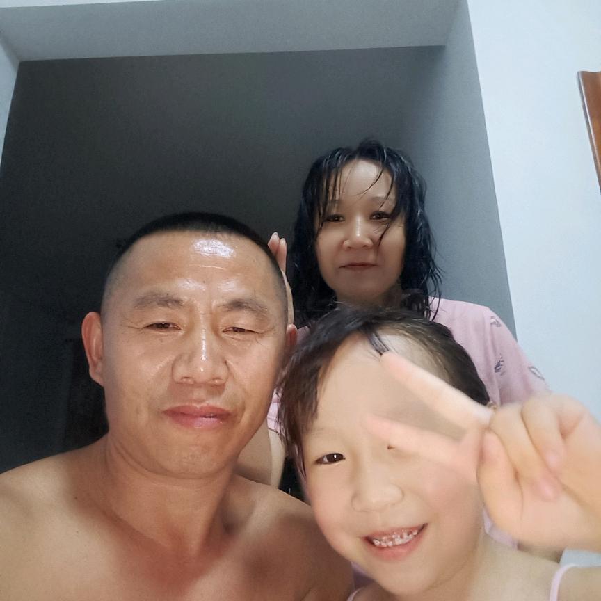 甘雨纷菲牵我心此生只恋丽一人
