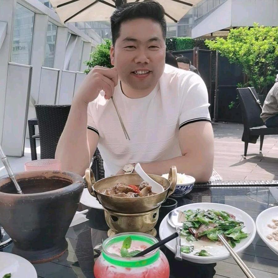 颍上县三哥特色扣碗 炒菜 烤鱼 烧烤