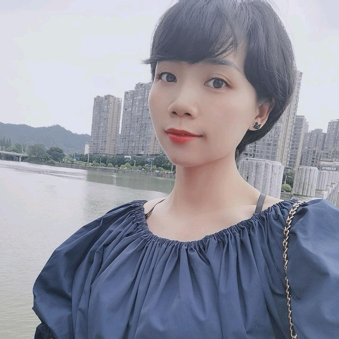 财女.