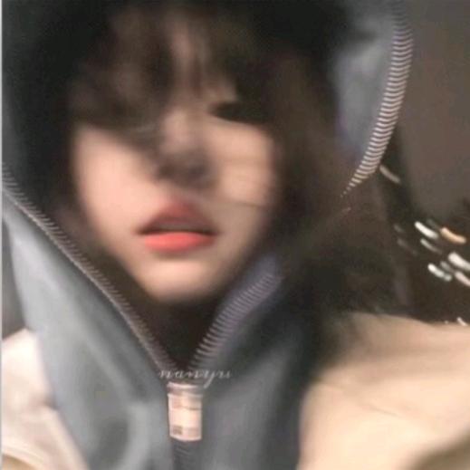 尕、