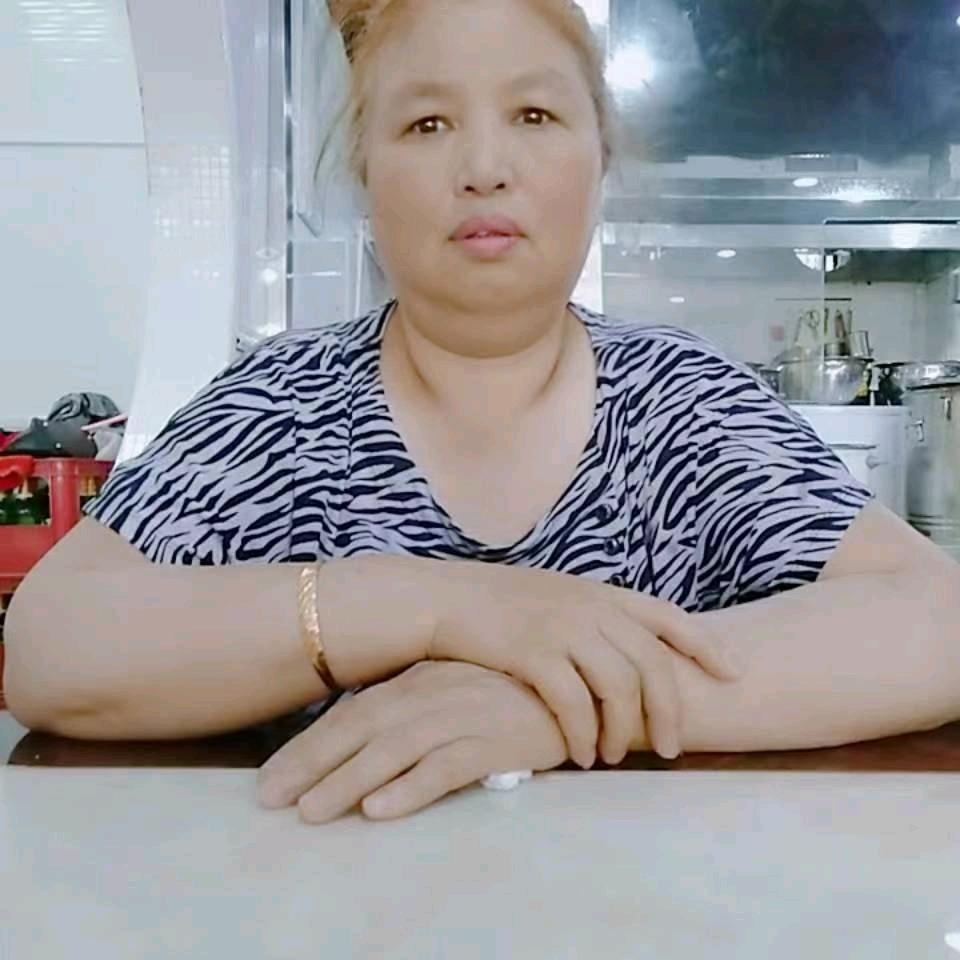 于阿姨（信阳炖菜鹅块）