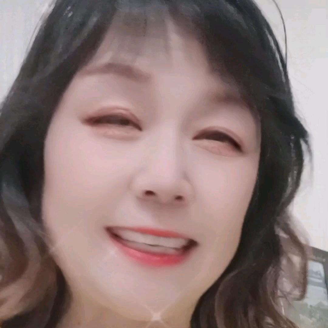 叶子,老张。哟哟