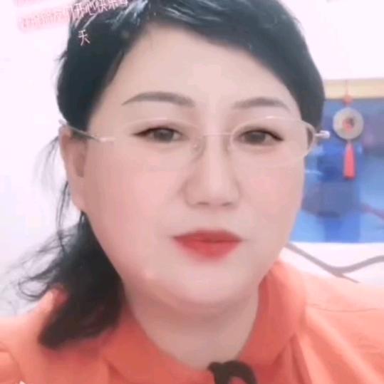 吴姐，爱唱歌，晚上8，10，开播，）