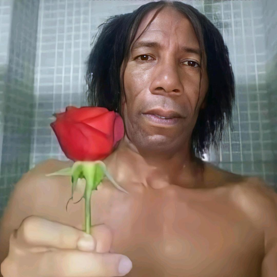 八个腰子的男人