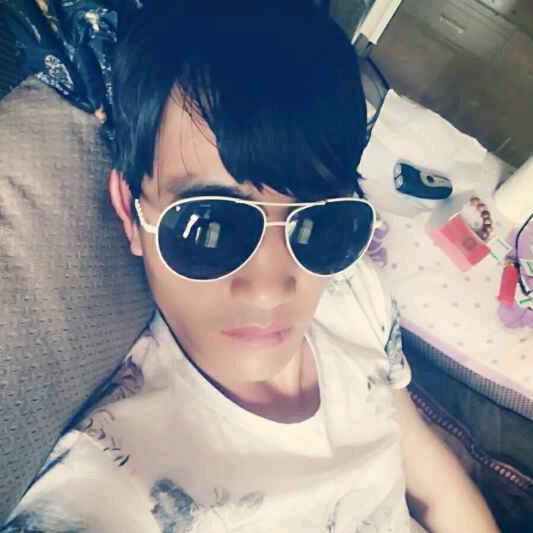 放肆小男人（橱窗有好货）👉👉