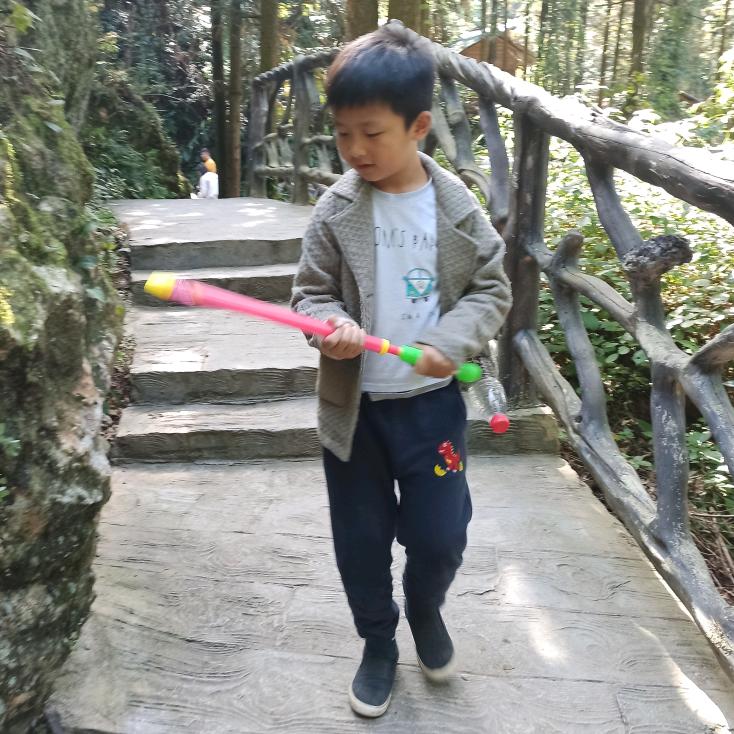 何老二一家人（胡萝卜）