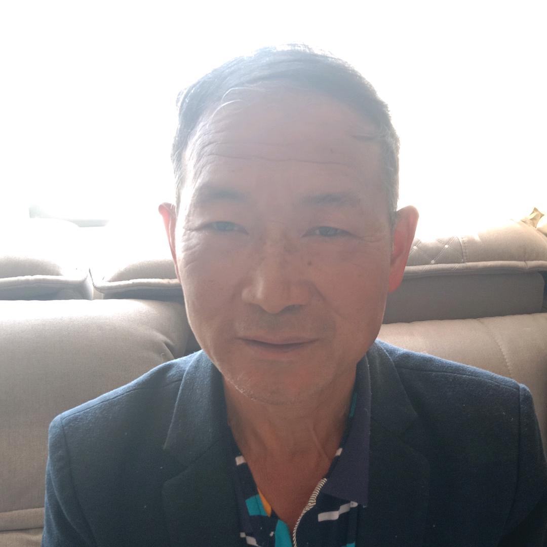 鸟爱清山，鱼爱水
