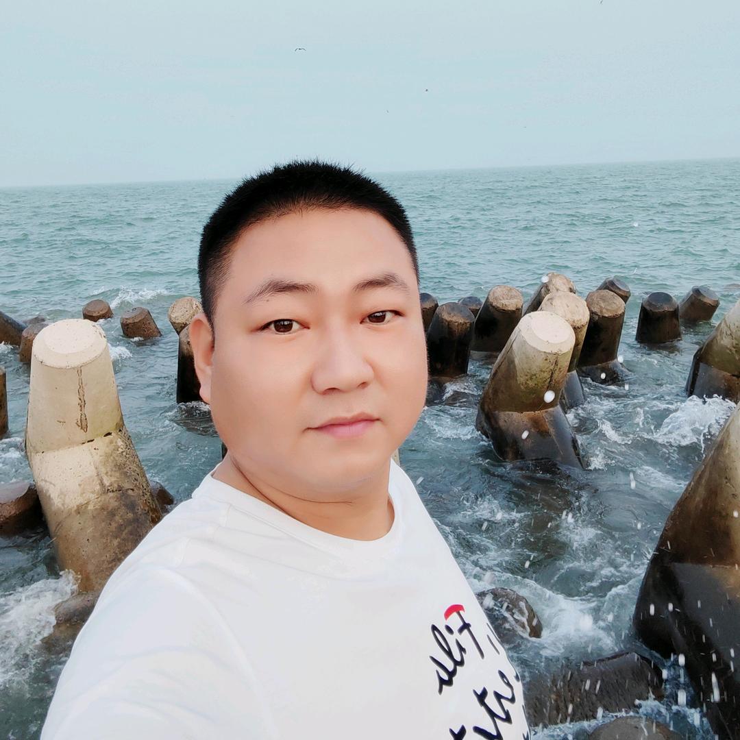 彩 石 滴 答