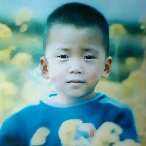 熊成敏寻找儿子袁辉