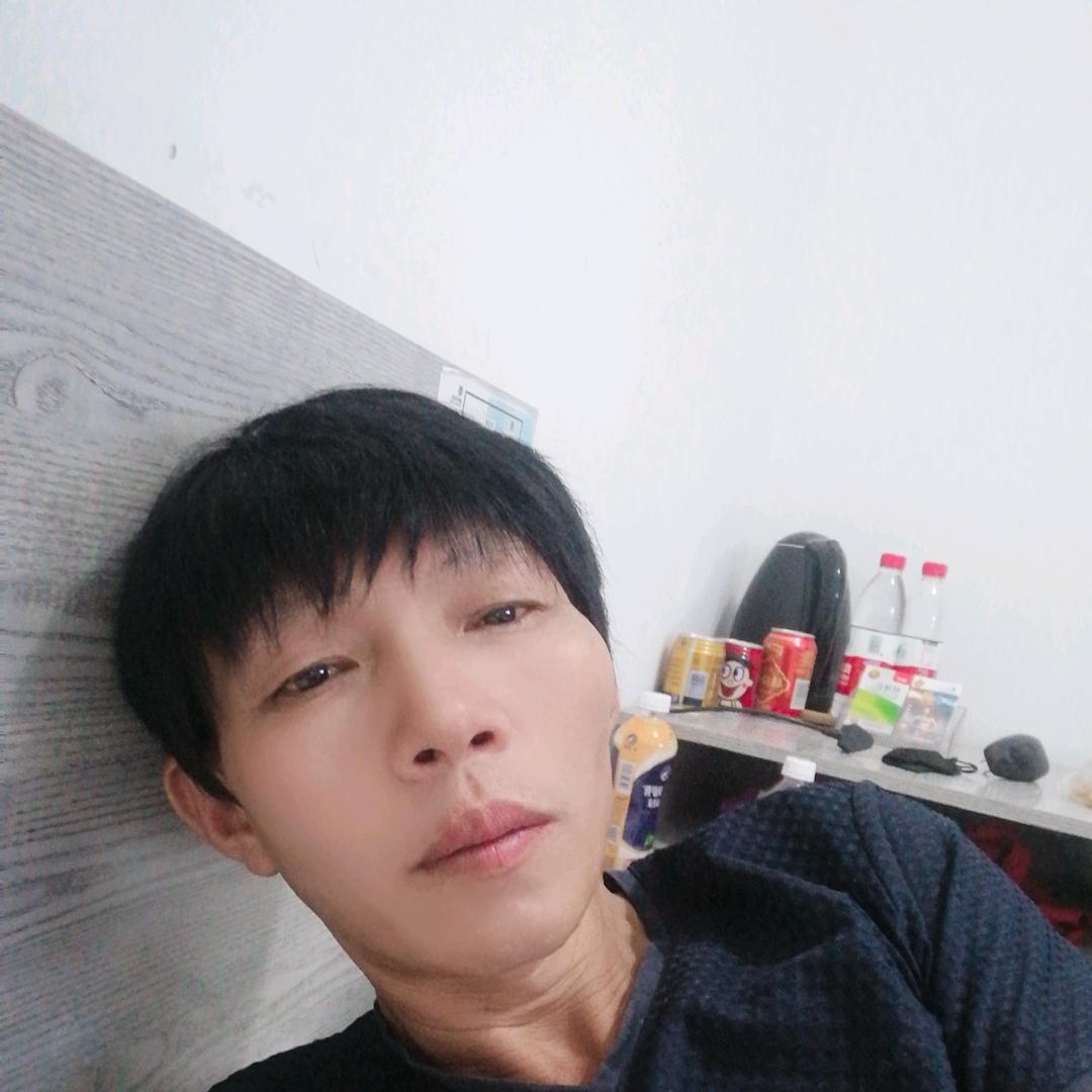 穿过水无痕
