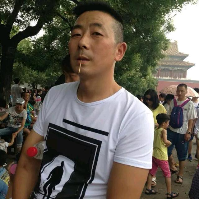 肖伟装饰