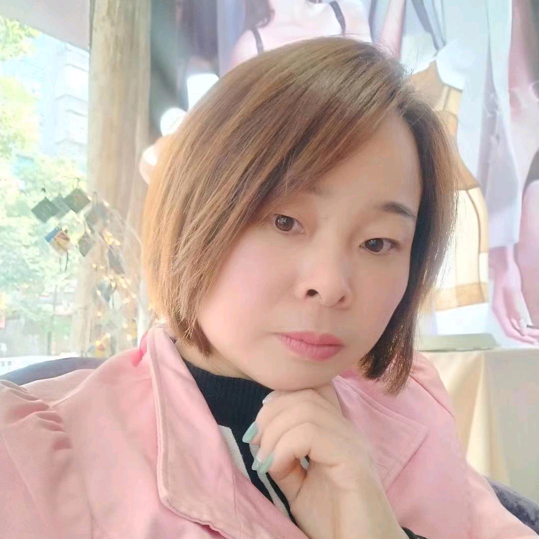 月嫂~月子餐~催乳~育婴师~卢姐