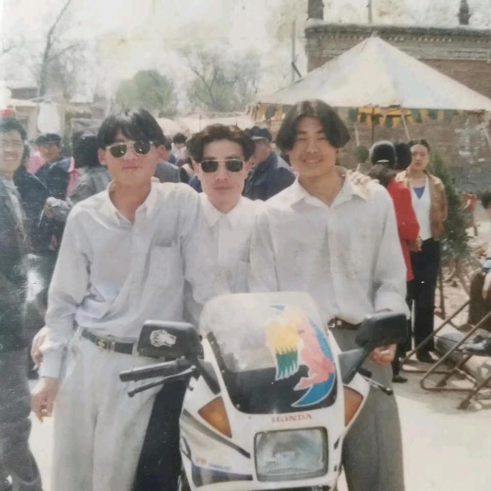 李刚跑户外