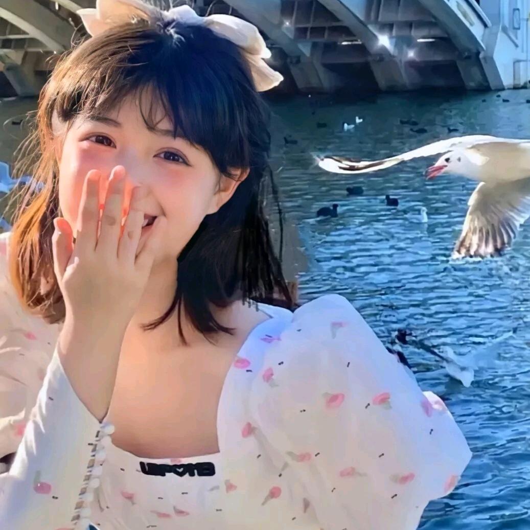 ①只小迷糊.