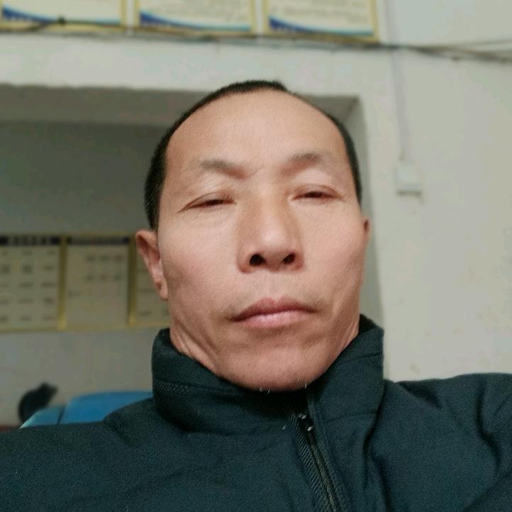 戴石山