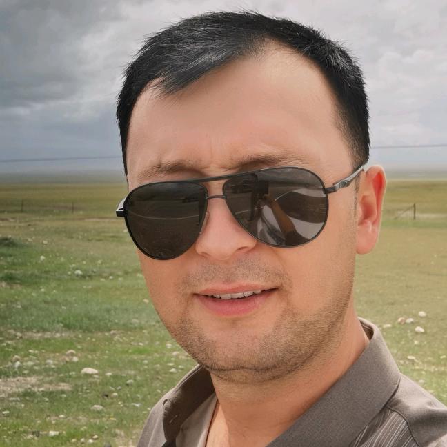 (●'◡'●)ﾉ♥aLi