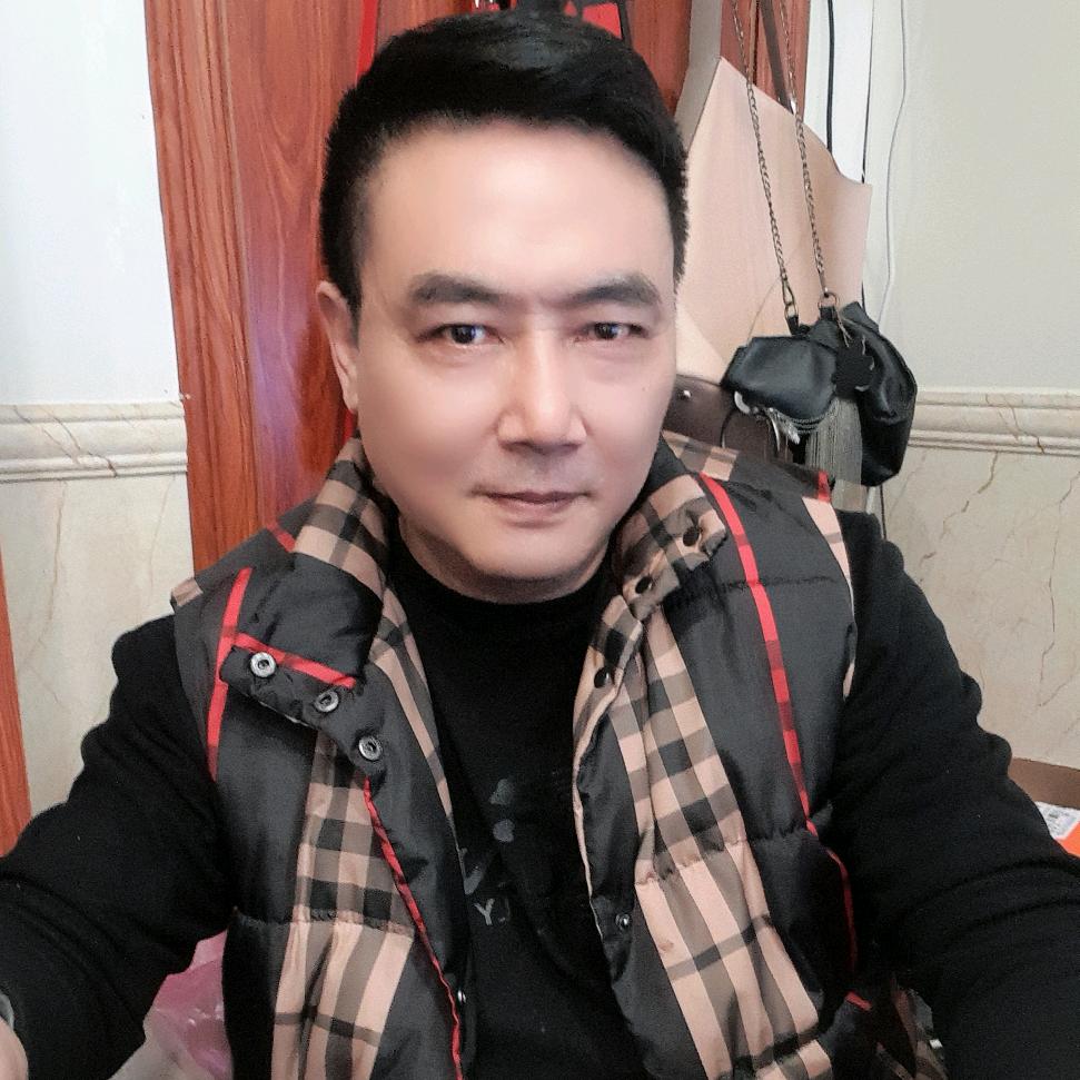 歌手炫风（马荣）