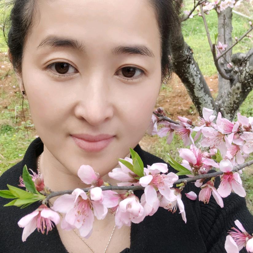 努力的霞子