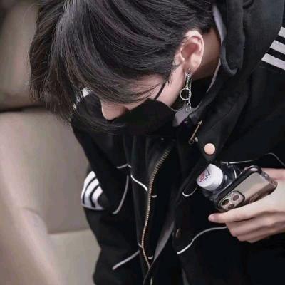 萧ˇ萧